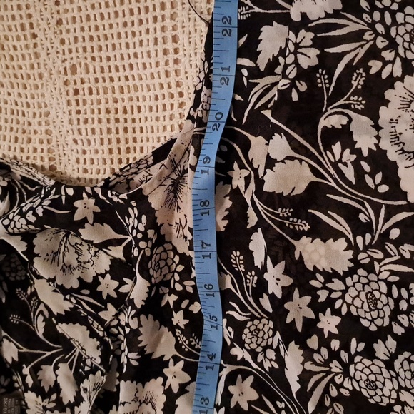 Top - Picture 3 of 4